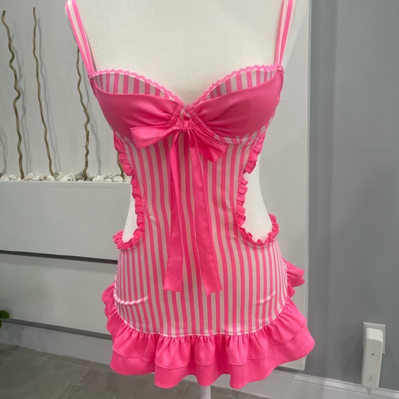 Victoria's Secret Pink Chemise with Ruffled Trim - Picture 2 of 6